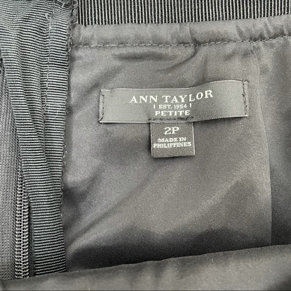 Ann Taylor Ruffled Black Skirt Sz 2 Petite - Picture 5 of 9
